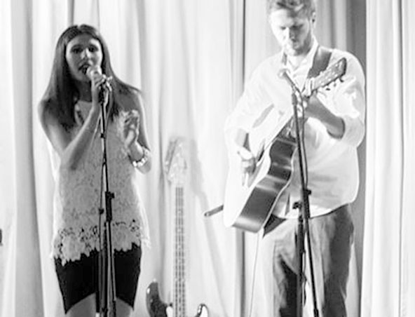 Aria Acoustic Adelaide Singing Music Group - Wedding Cover Bands - Duos